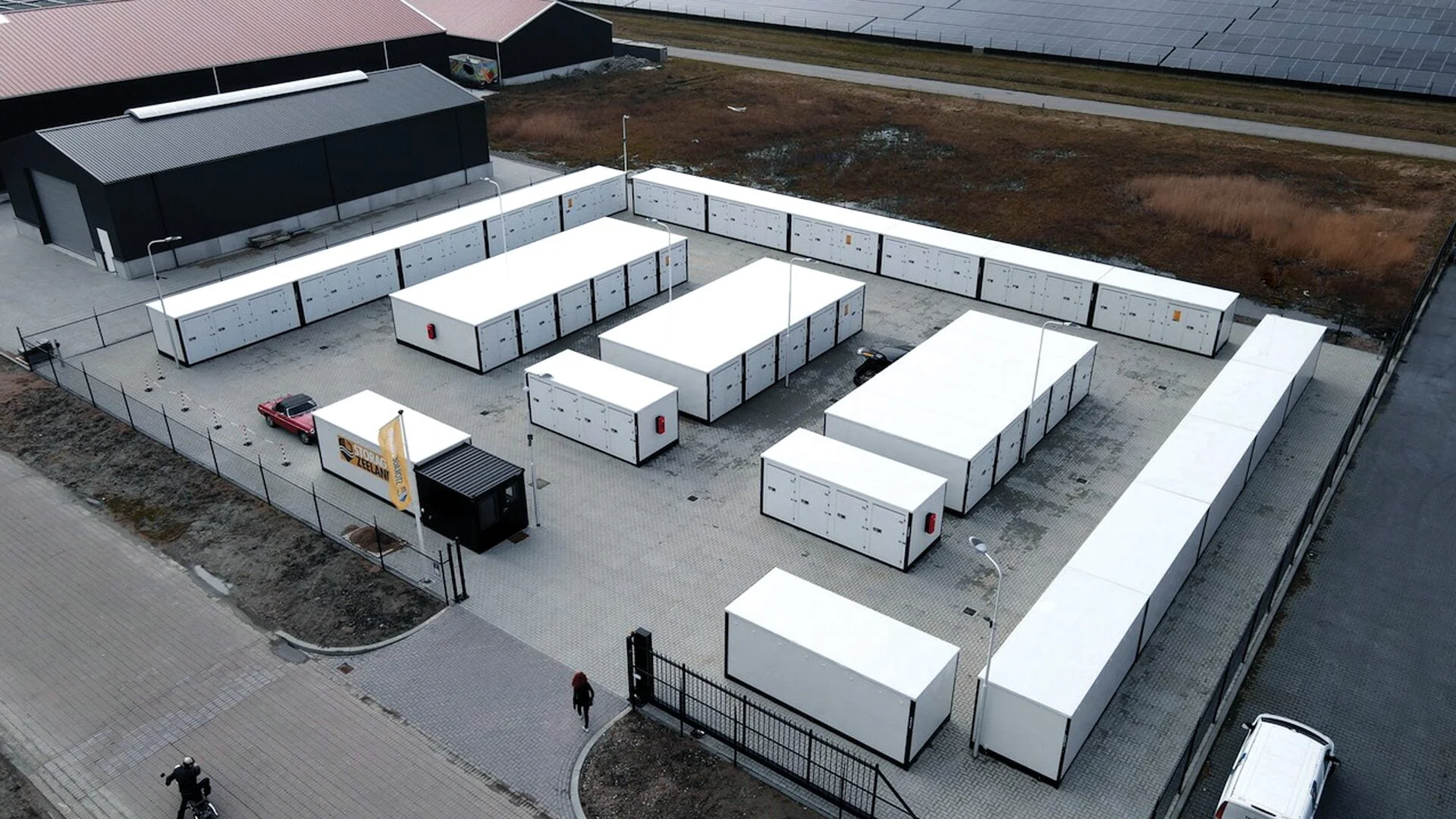 Parc de conteneurs Storage Zeeland Z Box par Universal Storage Containers